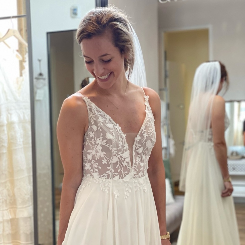 Jenny Yoo Wedding and ALL the compliments for FREE!!